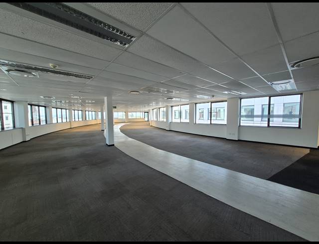 2,078M² OFFICE TO LET IN ROSEBANK